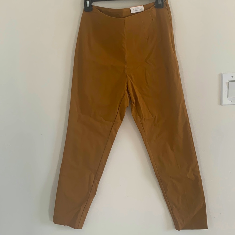 Brand: Time and Tru Size: 10 (runs small) Color: Tan